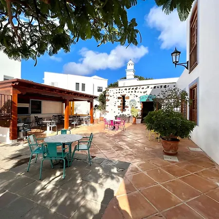 Apartament With Breakfast, Pool And Jacuzzi, Freewifi