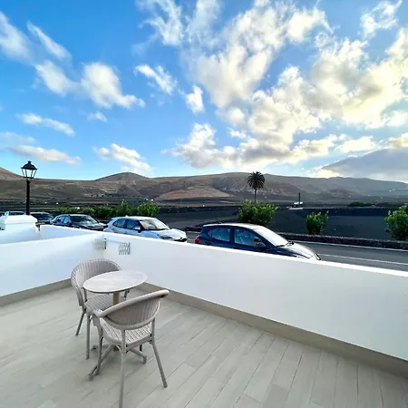 With Breakfast, Pool And Jacuzzi, Freewifi *