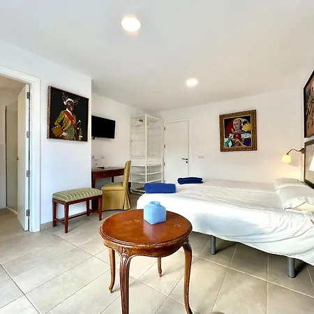 With Breakfast, Pool And Jacuzzi, Freewifi Apartament *