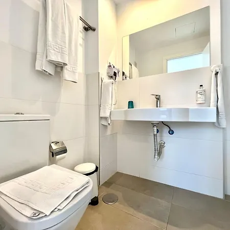 With Breakfast, Pool And Jacuzzi, Freewifi Yaiza (Lanzarote)